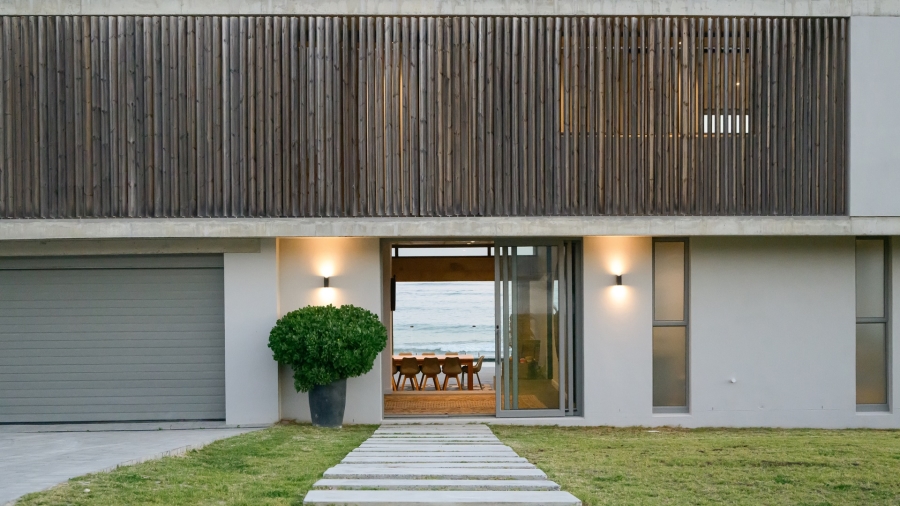 5 Bedroom Property for Sale in Suiderstrand Western Cape